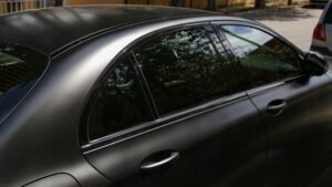 Read more about the article What Are the Benefits of Ceramic Window Tinting in West Boylston?